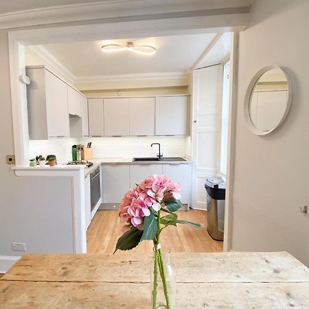 Rose Street'S Hidden Treasure- 2Bed Newly Refurbished Apt Edinburgh Ngoại thất bức ảnh
