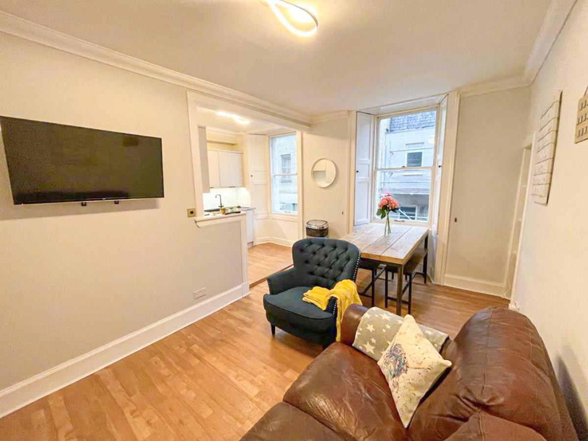 Rose Street'S Hidden Treasure- 2Bed Newly Refurbished Apt Edinburgh Ngoại thất bức ảnh