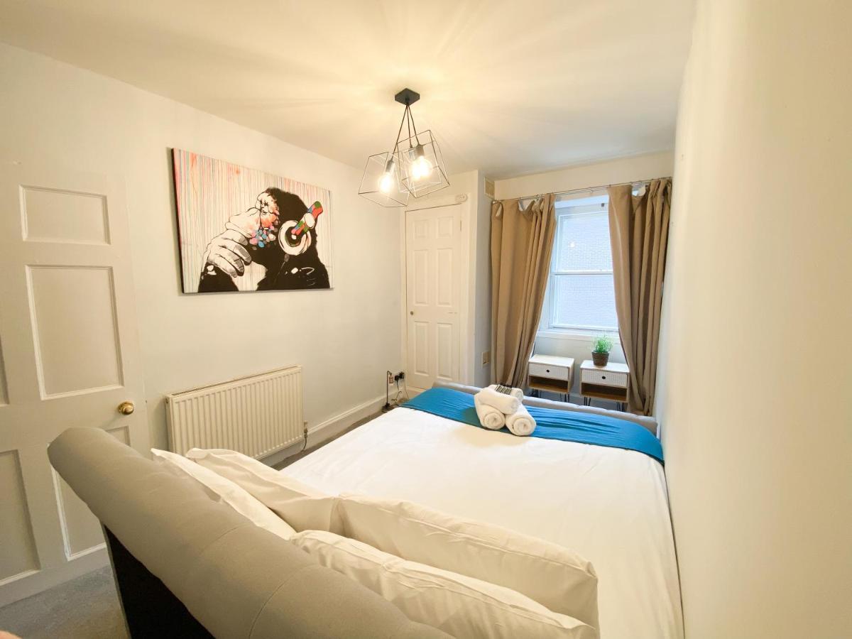 Rose Street'S Hidden Treasure- 2Bed Newly Refurbished Apt Edinburgh Ngoại thất bức ảnh