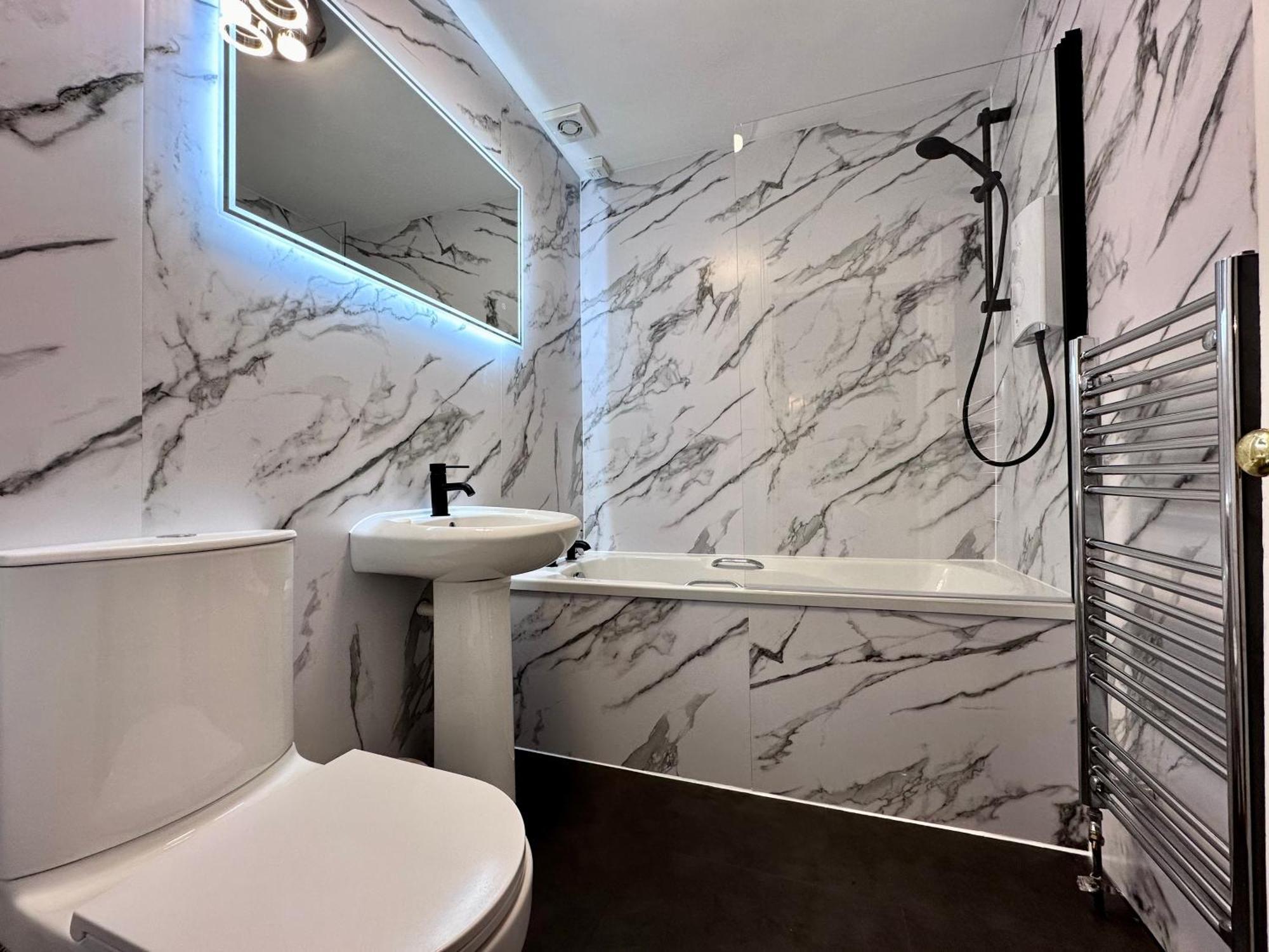 Rose Street'S Hidden Treasure- 2Bed Newly Refurbished Apt Edinburgh Ngoại thất bức ảnh